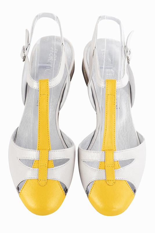 Yellow and pure white women's open back T-strap shoes. Round toe. Flat leather soles. Top view - Florence KOOIJMAN